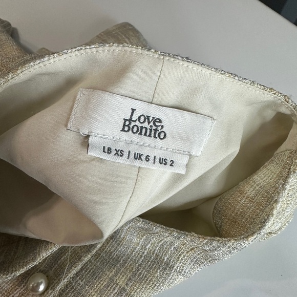 Love Bonito Women’s Short Sleeve Tweed Crop Top in Cream Sz 2 - Picture 3 of 9